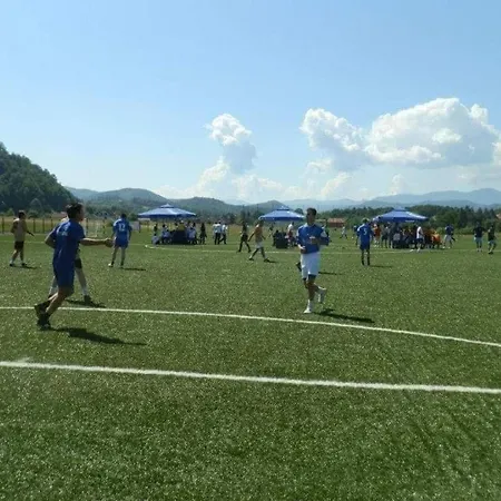 公寓 Porodicni Apartman Teslić